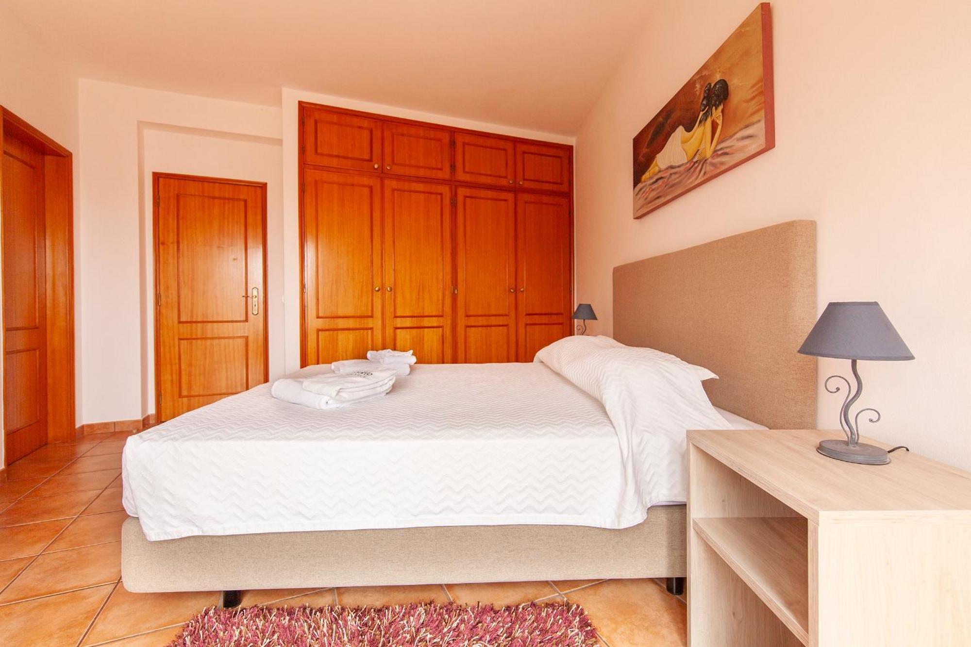Western Mos Guest house *