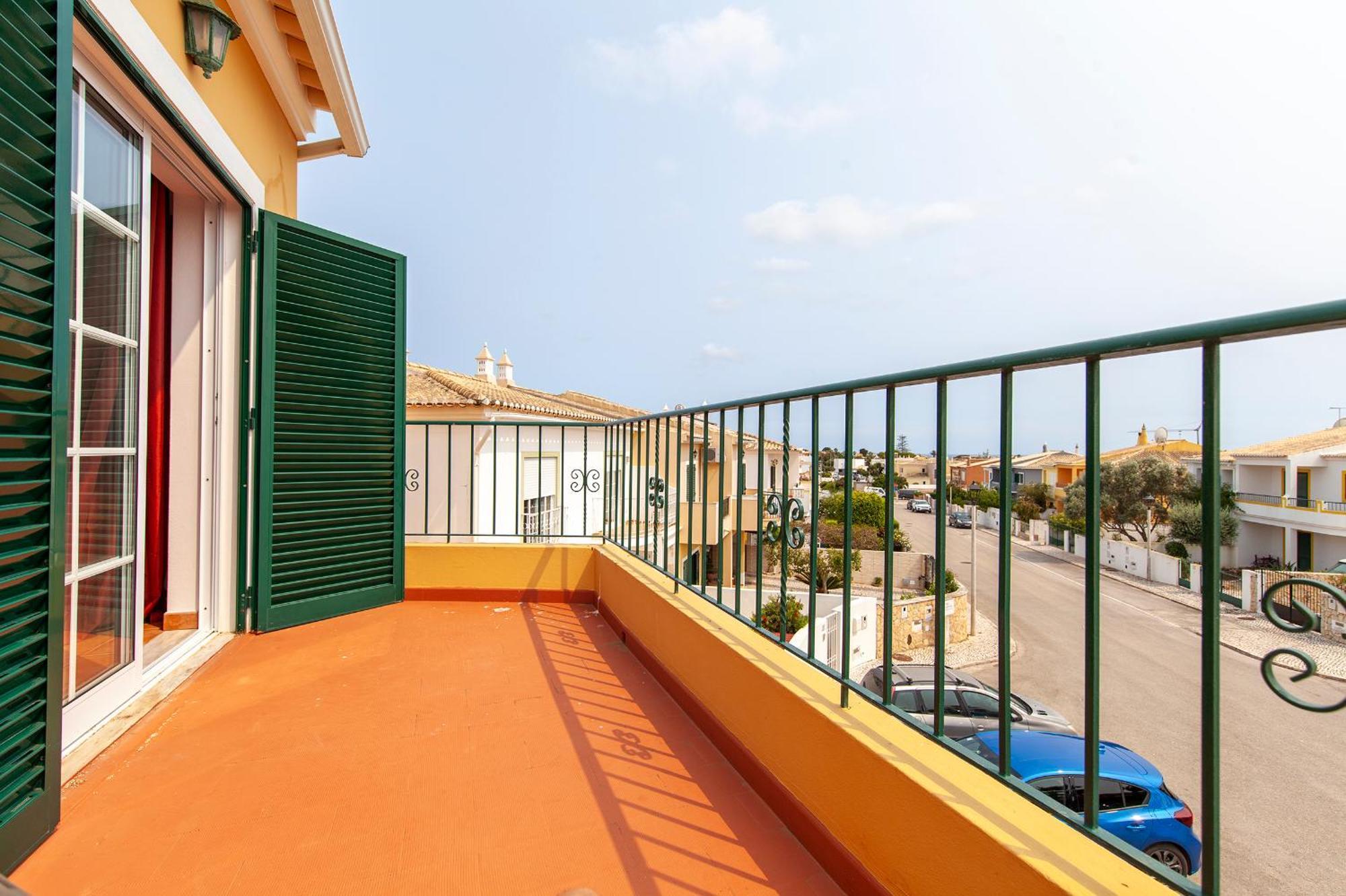 Western Mos Guest house