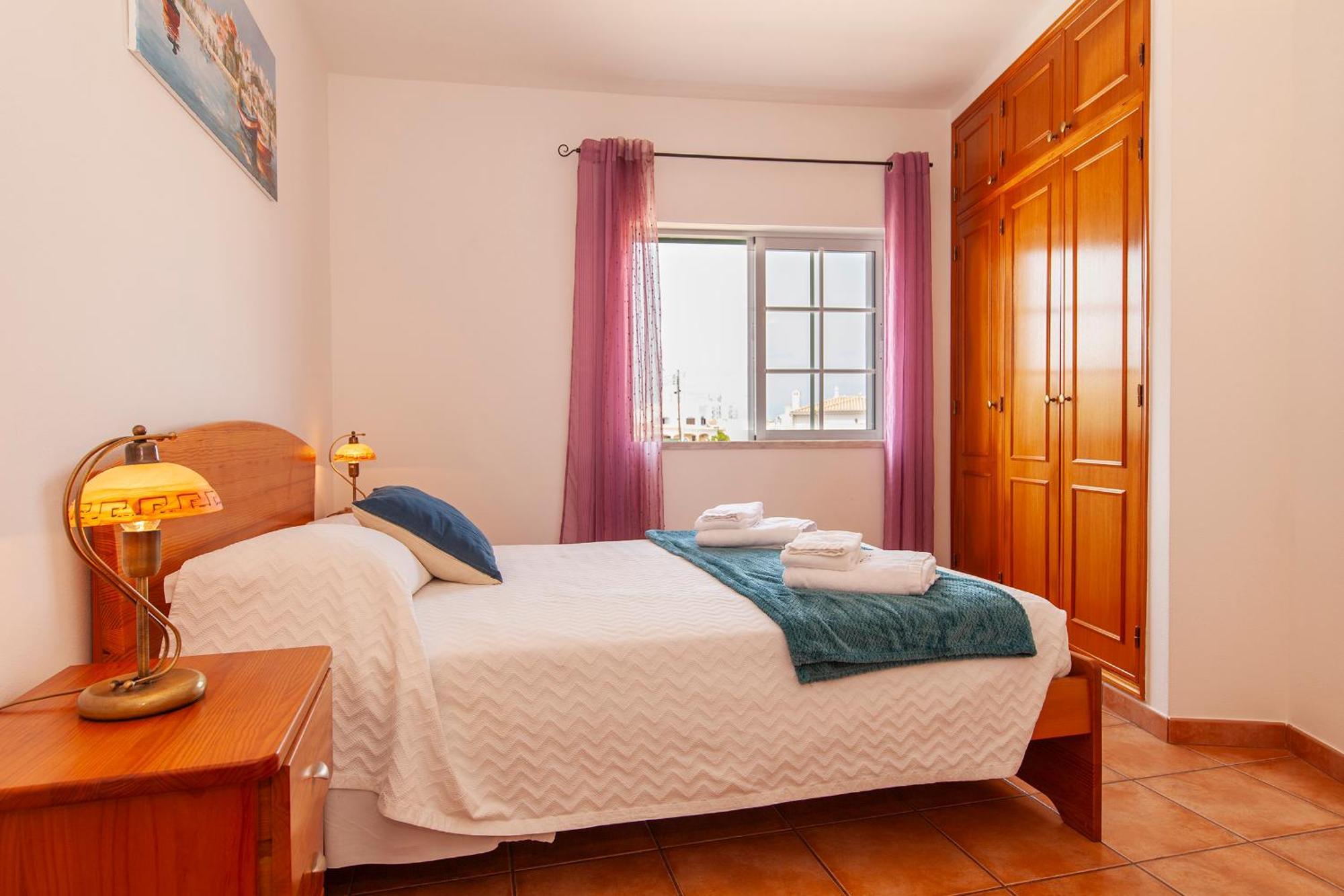 Western Mos Guest house *
